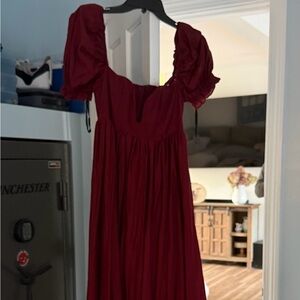 Flowing Burgundy Puff-Sleeve Maxi Dress